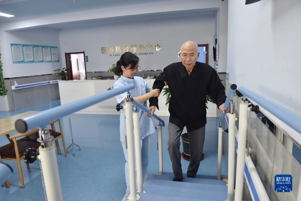 百万炸金花苹果